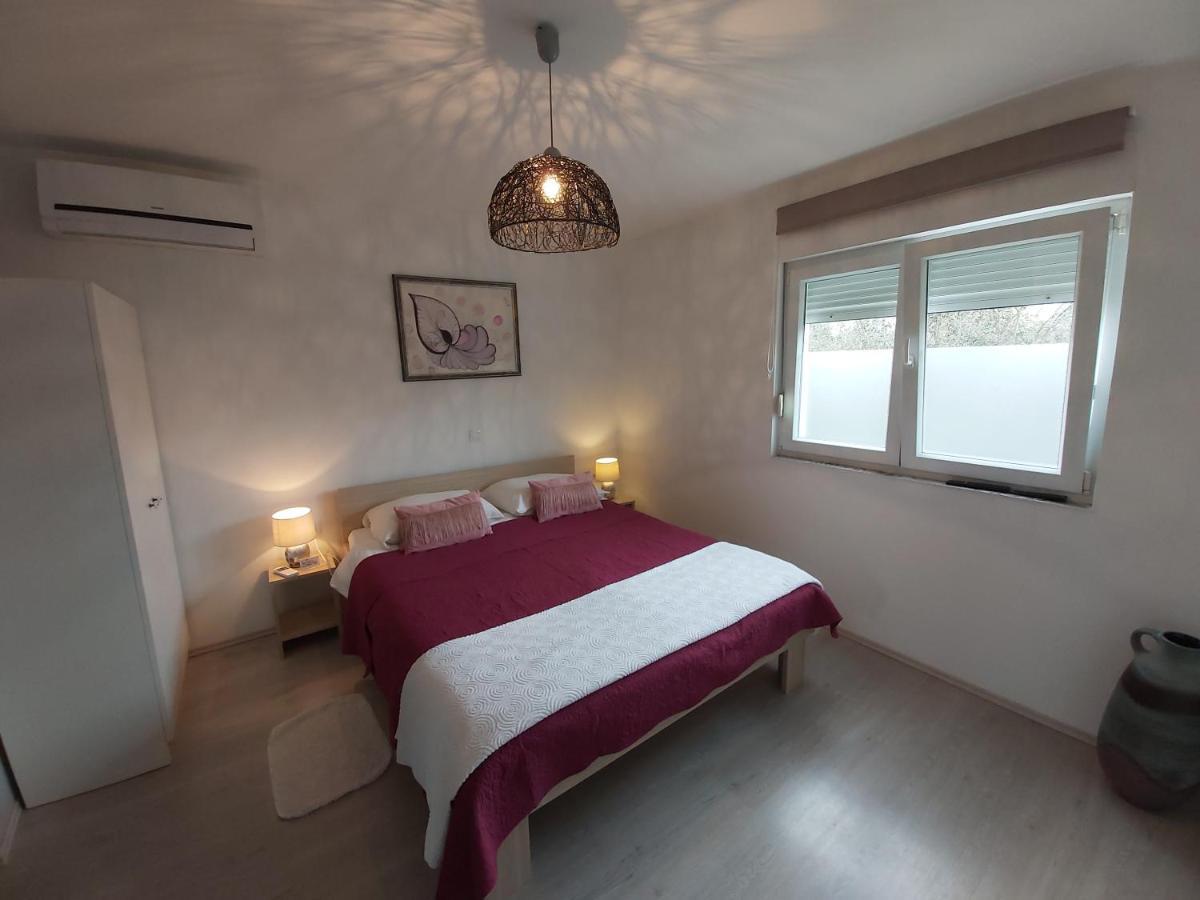 Hotel Sobe Dragic à Zadar Chambre photo